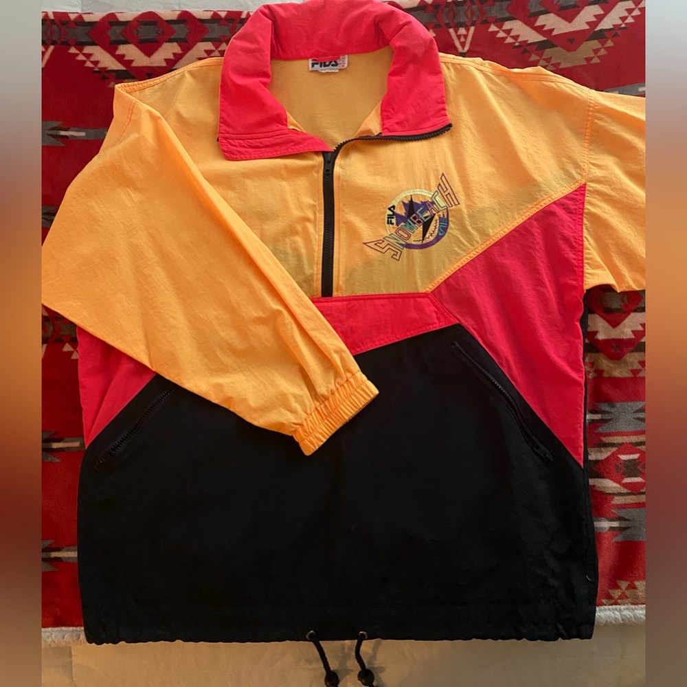 VINTAGE FILA WINDBREAKER